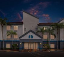 Suburban Studios Orlando Exterior