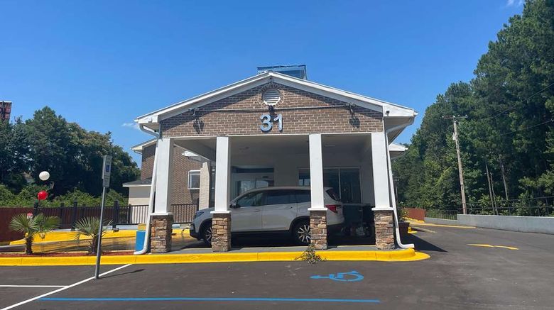 <b>Wingate by Wyndham Columbia/Fort Jackson Exterior</b>. Images powered by <a href="https://iceportal.shijigroup.com/" title="IcePortal" target="_blank">IcePortal</a>.