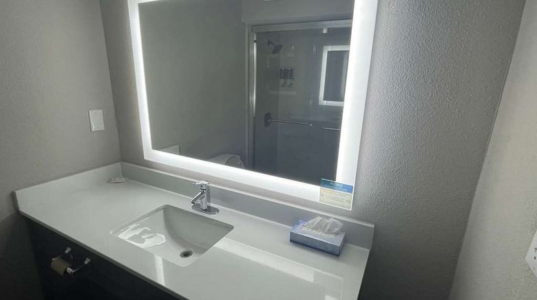 <b>Wingate by Wyndham Columbia/Fort Jackson Room</b>. Images powered by <a href="https://iceportal.shijigroup.com/" title="IcePortal" target="_blank">IcePortal</a>.