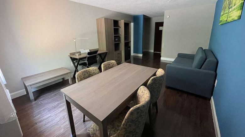 <b>Wingate by Wyndham Columbia/Fort Jackson Room</b>. Images powered by <a href="https://iceportal.shijigroup.com/" title="IcePortal" target="_blank">IcePortal</a>.