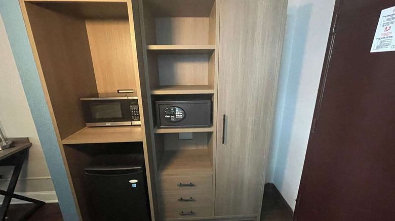 <b>Wingate by Wyndham Columbia/Fort Jackson Room</b>. Images powered by <a href="https://iceportal.shijigroup.com/" title="IcePortal" target="_blank">IcePortal</a>.