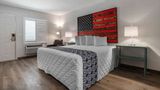Super 8 by Wyndham Daleville Ft Novosel Room