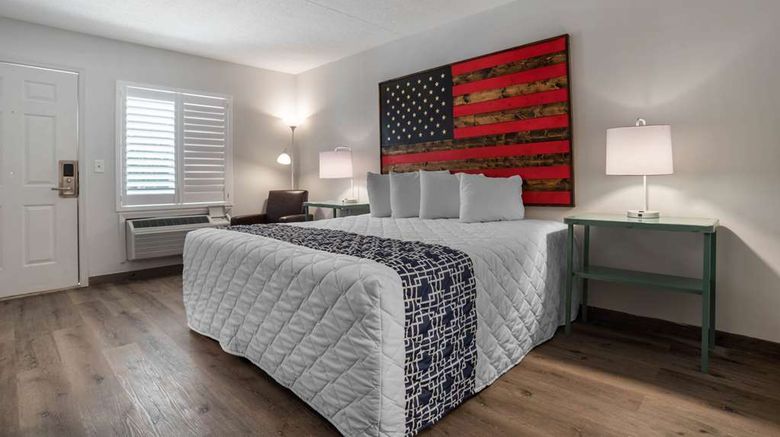 <b>Super 8 by Wyndham Daleville Ft Novosel Room</b>. Images powered by <a href="https://iceportal.shijigroup.com/" title="IcePortal" target="_blank">IcePortal</a>.