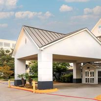 Sonesta Essential Houston Energy Crdr