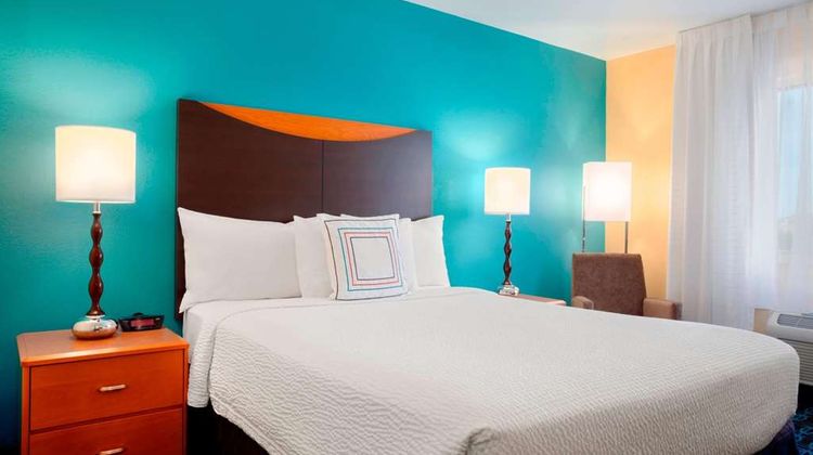 Sonesta Essential Houston Energy Crdr Room