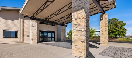 Clarion Pointe Milwaukee Airport Exterior
