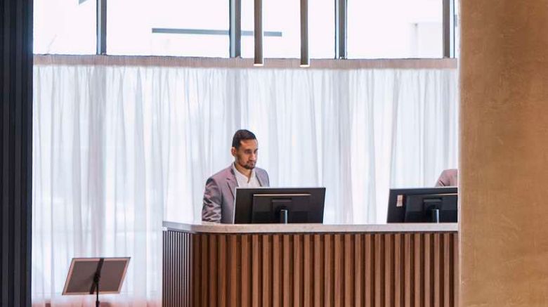 <b>Rydges Ringwood Lobby</b>. Images powered by <a href="https://iceportal.shijigroup.com/" title="IcePortal" target="_blank">IcePortal</a>.