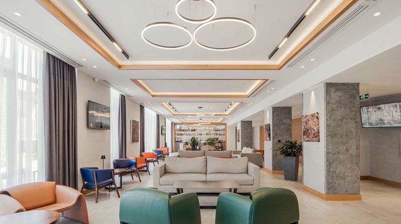 <b>Radisson Hotel & Spa Gyumri Lobby</b>. Images powered by <a href="https://iceportal.shijigroup.com/" title="IcePortal" target="_blank">IcePortal</a>.