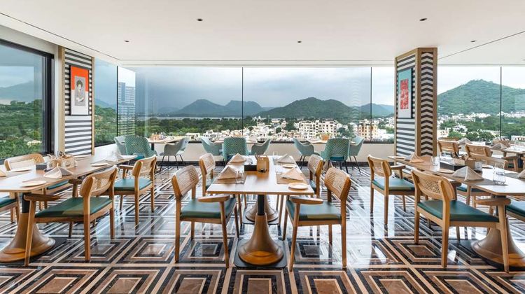 Parallel Hotel Udaipur Restaurant