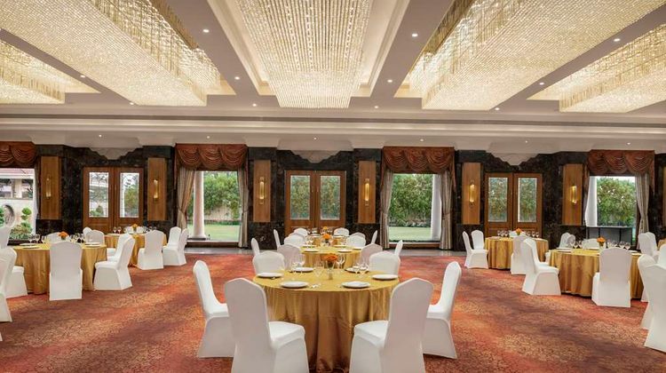 Jasraj Palace Yavatmal Hotel-Radisson Meeting