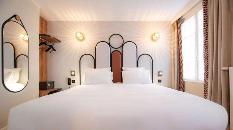 <b>Hotel de l'Esperance Room</b>. Images powered by <a href="https://iceportal.shijigroup.com/" title="IcePortal" target="_blank">IcePortal</a>.