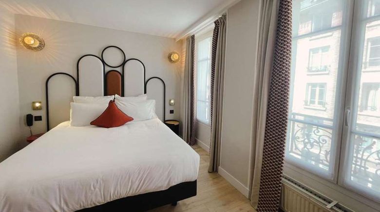 <b>Hotel de l'Esperance Room</b>. Images powered by <a href="https://iceportal.shijigroup.com/" title="IcePortal" target="_blank">IcePortal</a>.