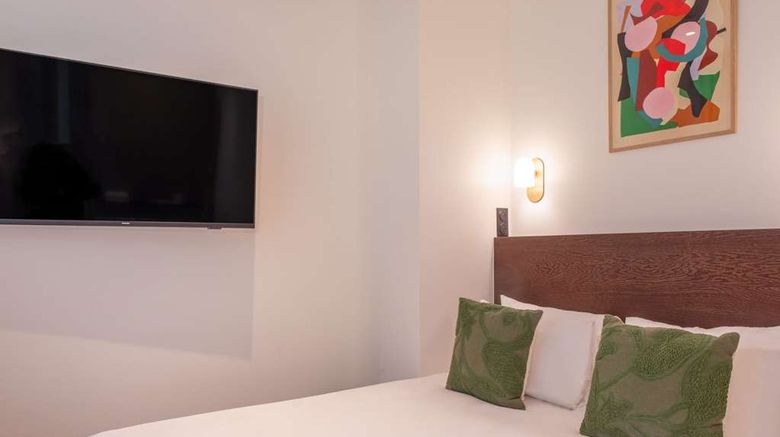 <b>Le Lampika Room</b>. Images powered by <a href="https://iceportal.shijigroup.com/" title="IcePortal" target="_blank">IcePortal</a>.