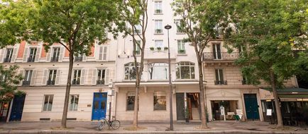 Le Lampika Exterior