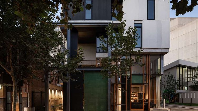 Alex Hotel, Perth Exterior
