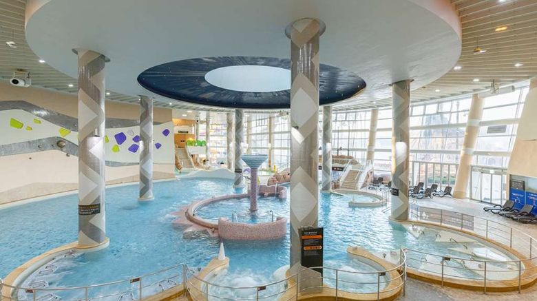 <b>Daemyung Resort Geoje Pool</b>. Images powered by <a href="https://iceportal.shijigroup.com/" title="IcePortal" target="_blank">IcePortal</a>.