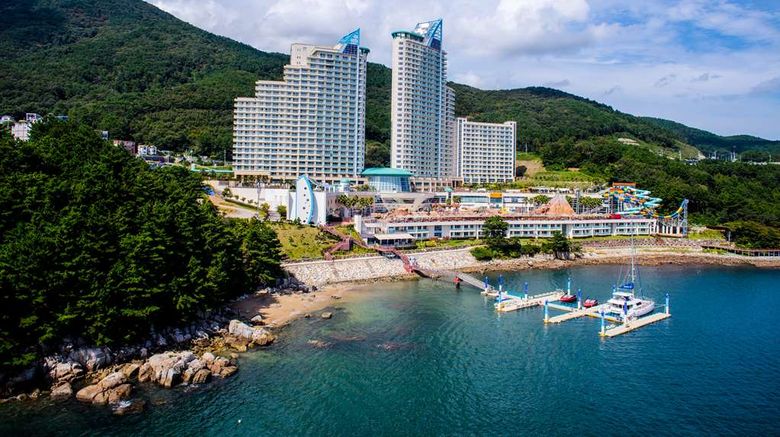 Daemyung Resort Geoje Exterior. Images powered by <a href="https://iceportal.shijigroup.com" target="_blank" rel="noopener">Ice Portal</a>.