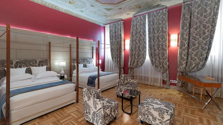 Hotel Firenze Number Nine Room
