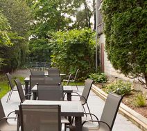 Elm Hurst Inn & Spa Exterior
