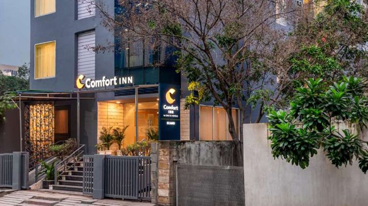 Comfort Inn Grand Exterior