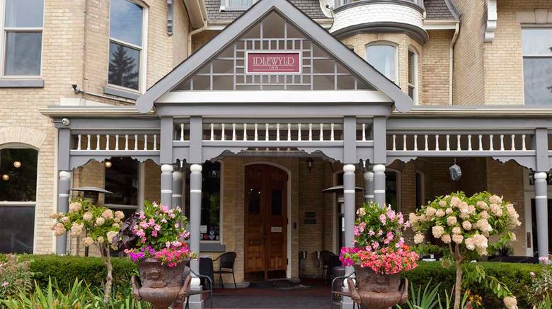 <b>Idlewyld Inn & Spa Exterior</b>. Images powered by <a href="https://iceportal.shijigroup.com/" title="IcePortal" target="_blank">IcePortal</a>.
