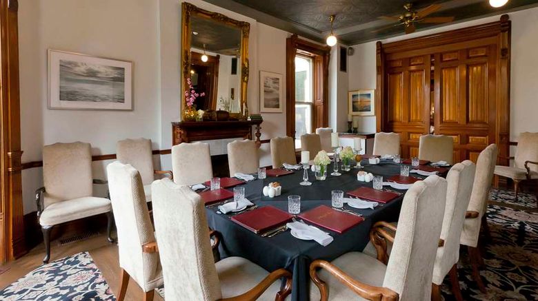<b>Idlewyld Inn & Spa Meeting</b>. Images powered by <a href="https://iceportal.shijigroup.com/" title="IcePortal" target="_blank">IcePortal</a>.