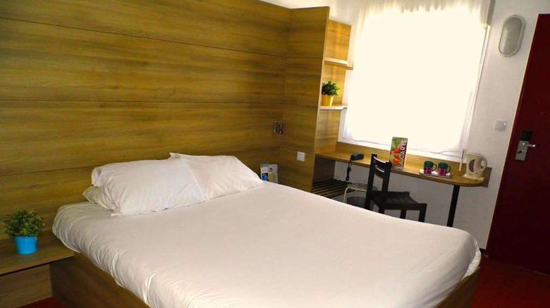 <b>SoLodge Niort La Creche Room</b>. Images powered by <a href="https://iceportal.shijigroup.com/" title="IcePortal" target="_blank">IcePortal</a>.