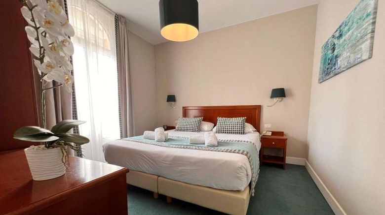 <b>Hotel Olympia Room</b>. Images powered by <a href="https://iceportal.shijigroup.com/" title="IcePortal" target="_blank">IcePortal</a>.