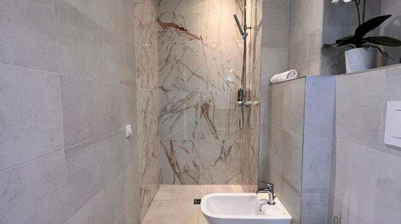 <b>Hotel Olympia Room</b>. Images powered by <a href="https://iceportal.shijigroup.com/" title="IcePortal" target="_blank">IcePortal</a>.