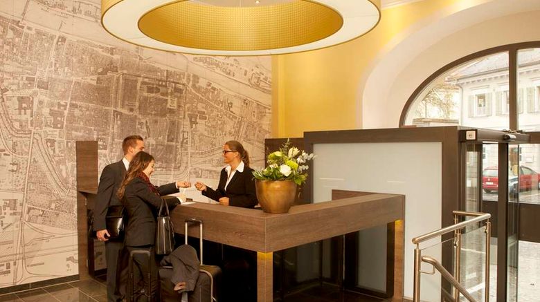 <b>Hotel Jakob Regensburg BW Signature Lobby</b>. Images powered by <a href="https://iceportal.shijigroup.com/" title="IcePortal" target="_blank">IcePortal</a>.