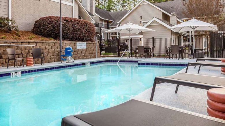 <b>WaterWalk by Wyndham Atlanta Perimeter Pool</b>. Images powered by <a href="https://iceportal.shijigroup.com/" title="IcePortal" target="_blank">IcePortal</a>.