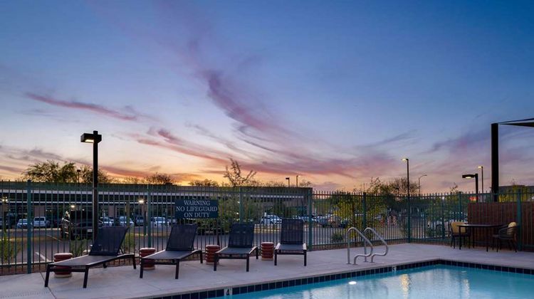 WaterWalk Phoenix-North Happy Valley Pool