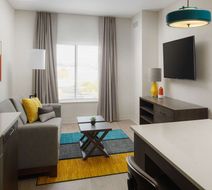 WaterWalk Phoenix-North Happy Valley Room