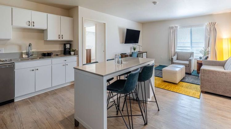 WaterWalk Extended Stay Wichita Room