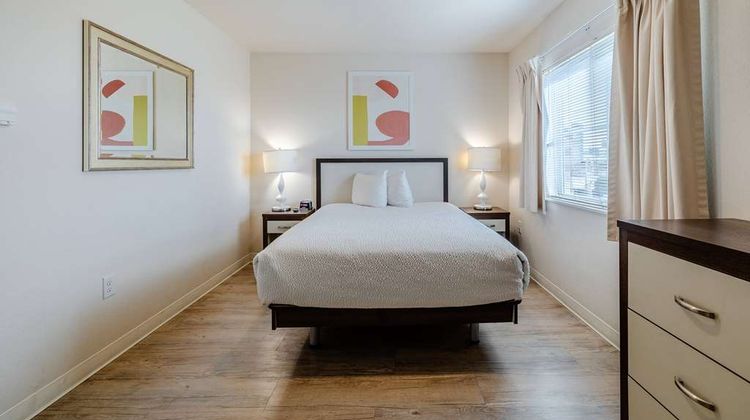 WaterWalk Extended Stay Wichita Room