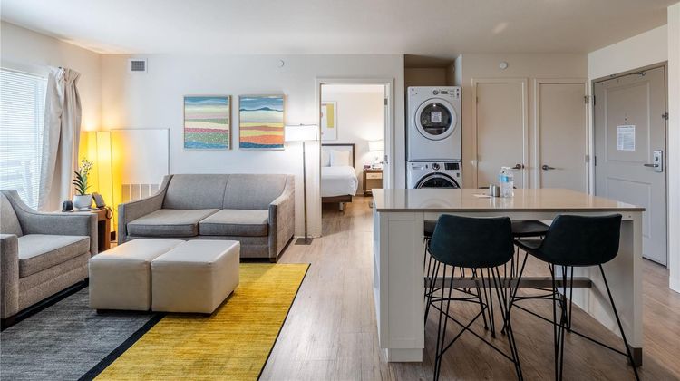 WaterWalk Extended Stay Wichita Room