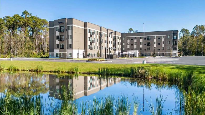 <b>WaterWalk Jacksonville-Deerwood Park Exterior</b>. Images powered by <a href="https://iceportal.shijigroup.com/" title="IcePortal" target="_blank">IcePortal</a>.