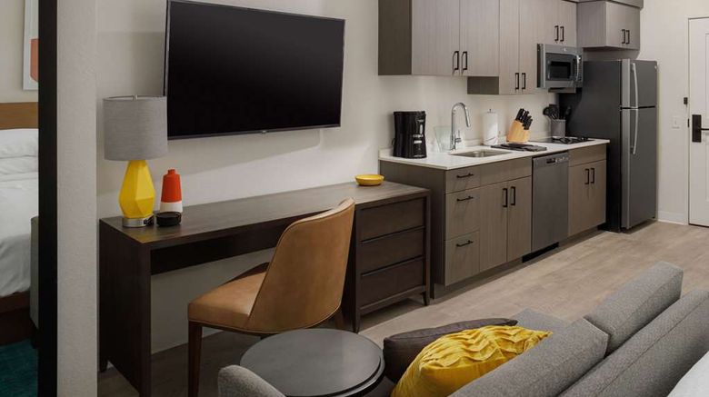 <b>WaterWalk Jacksonville-Deerwood Park Room</b>. Images powered by <a href="https://iceportal.shijigroup.com/" title="IcePortal" target="_blank">IcePortal</a>.
