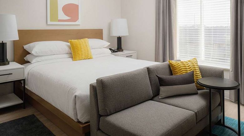 <b>WaterWalk Jacksonville-Deerwood Park Room</b>. Images powered by <a href="https://iceportal.shijigroup.com/" title="IcePortal" target="_blank">IcePortal</a>.