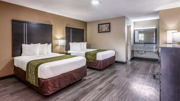 Americas Best Value Inn Opelika Room