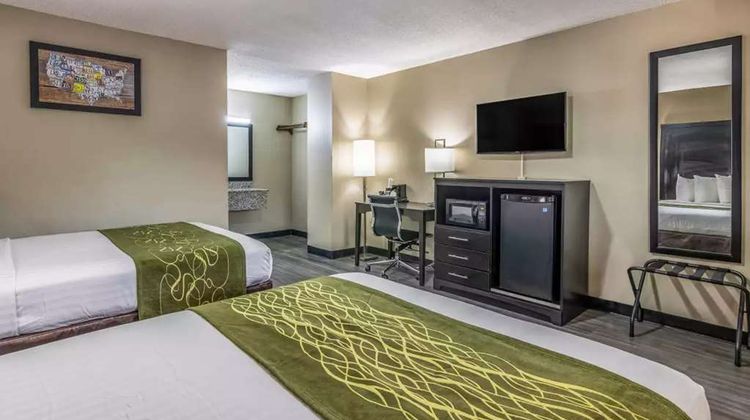 Americas Best Value Inn Opelika Room