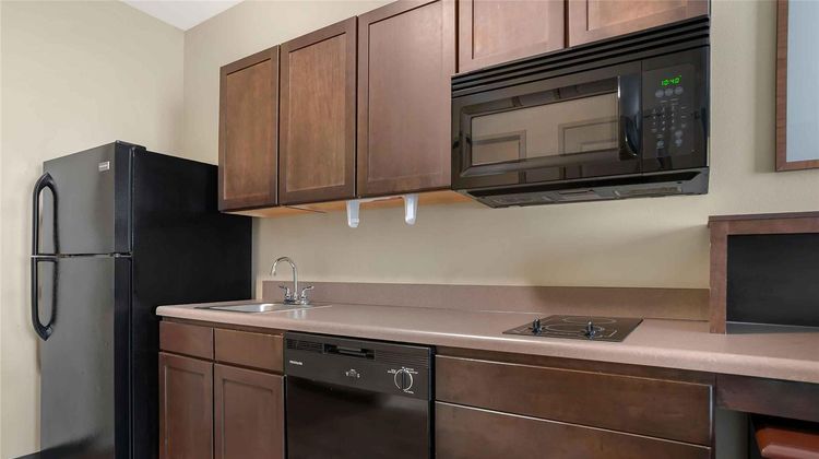 Extended Stay Suites Donaldsville Room