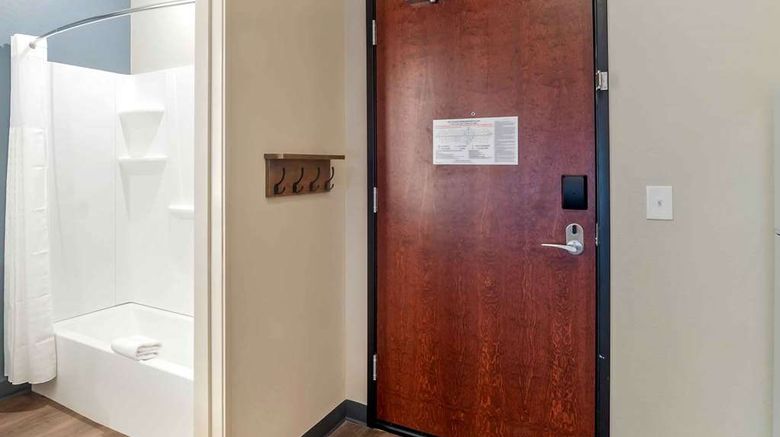 <b>Extended Stay America Premier Asheville Room</b>. Images powered by <a href="https://iceportal.shijigroup.com/" title="IcePortal" target="_blank">IcePortal</a>.