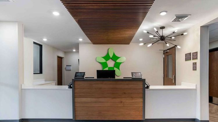 Extended Stay America Premier Corry Lobby