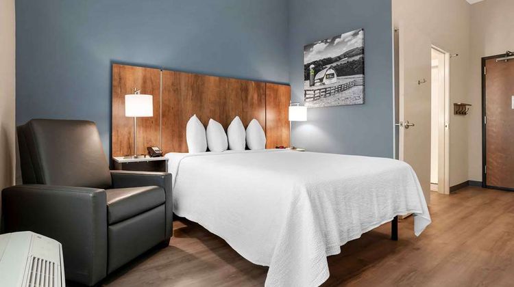Extended Stay America Premier Corry Room