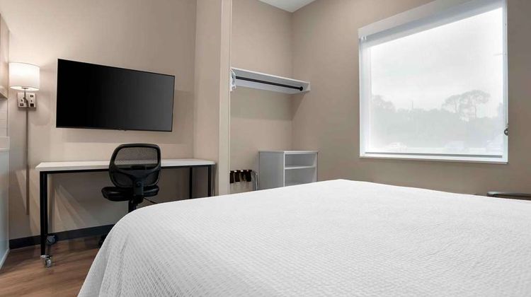 Extended Stay America Premier Corry Room