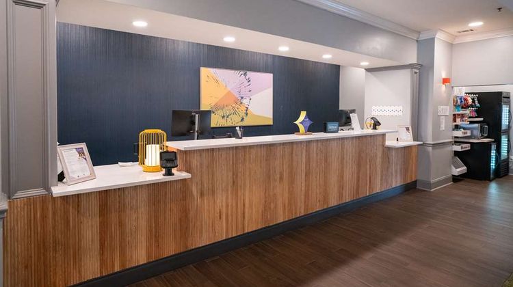 Spark by Hilton Brandon Lobby