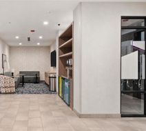 Home2 Suites Pasco Tri-C Lobby