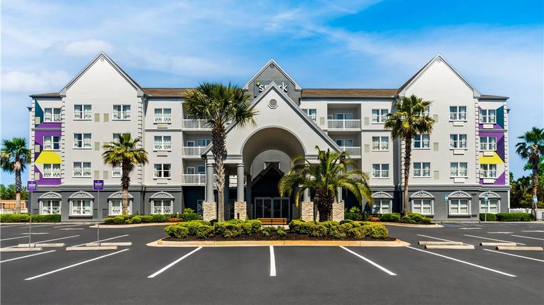 Spark by Hilton Panama City Beach Exterior. Images powered by <a href="https://iceportal.shijigroup.com" target="_blank" rel="noopener">Ice Portal</a>.