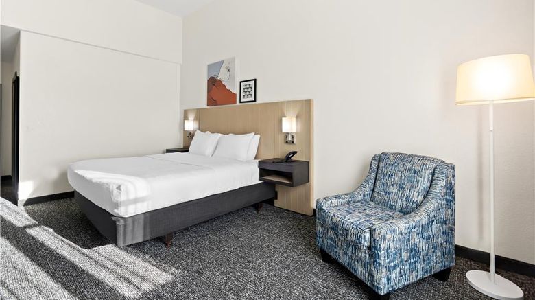 <b>Spark by Hilton Panama City Beach Room</b>. Images powered by <a href="https://iceportal.shijigroup.com/" title="IcePortal" target="_blank">IcePortal</a>.